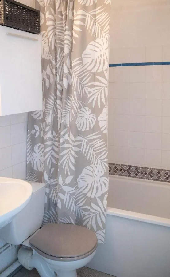Superbe Appartement Avec Parking Prive Et Entree Autonome Rennes France